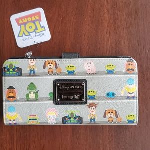 Loungefly wallet
